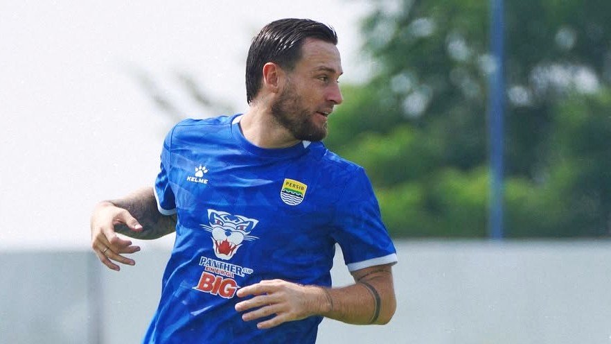 Marc Klok Tak Sabar Bertemu Persija, Sebut Para Pemain 'Lapar' Berlomba Untuk Diturunkan
